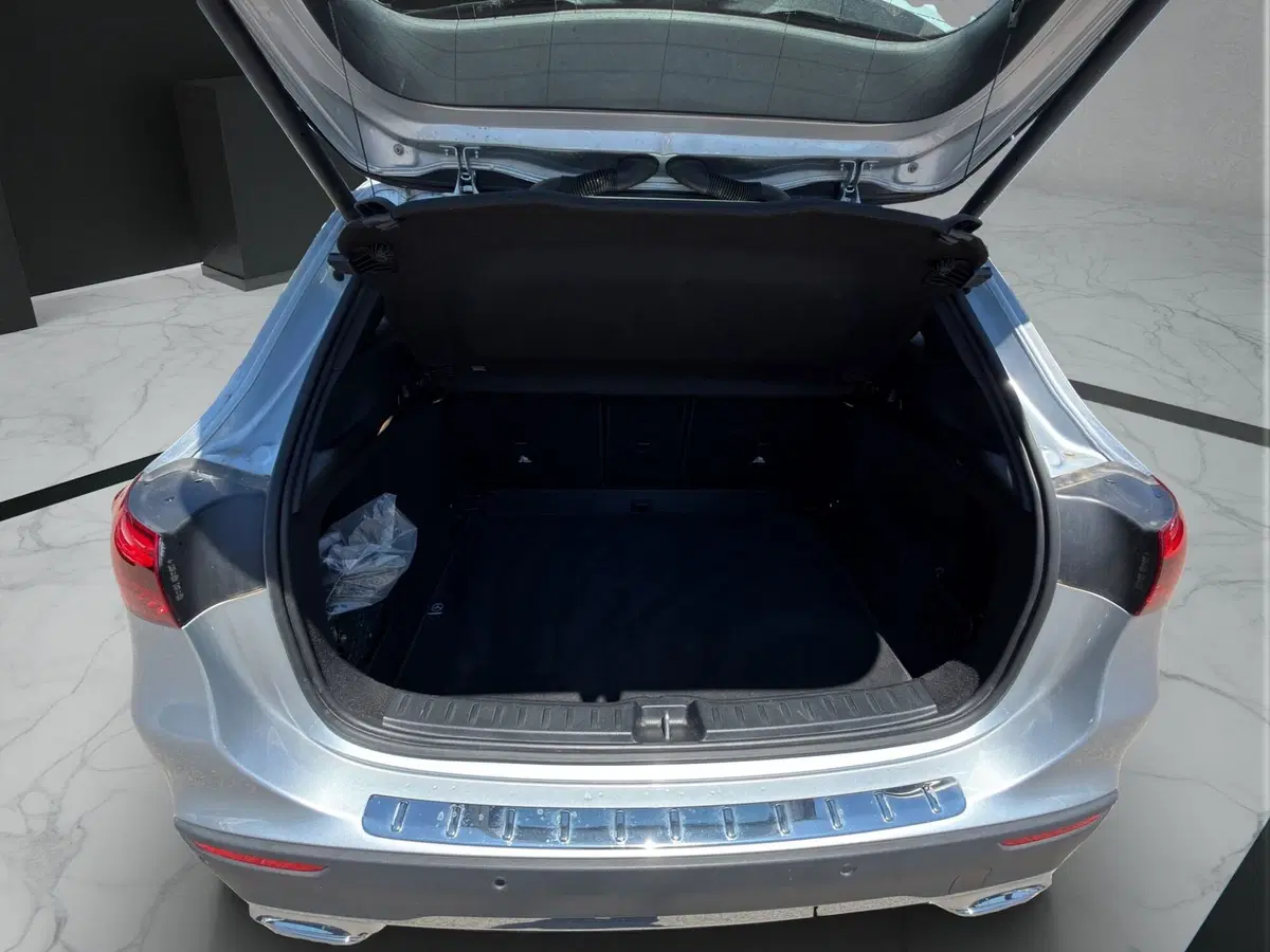 Mercedes-Benz GLA SUV usata a Cosenza (19)