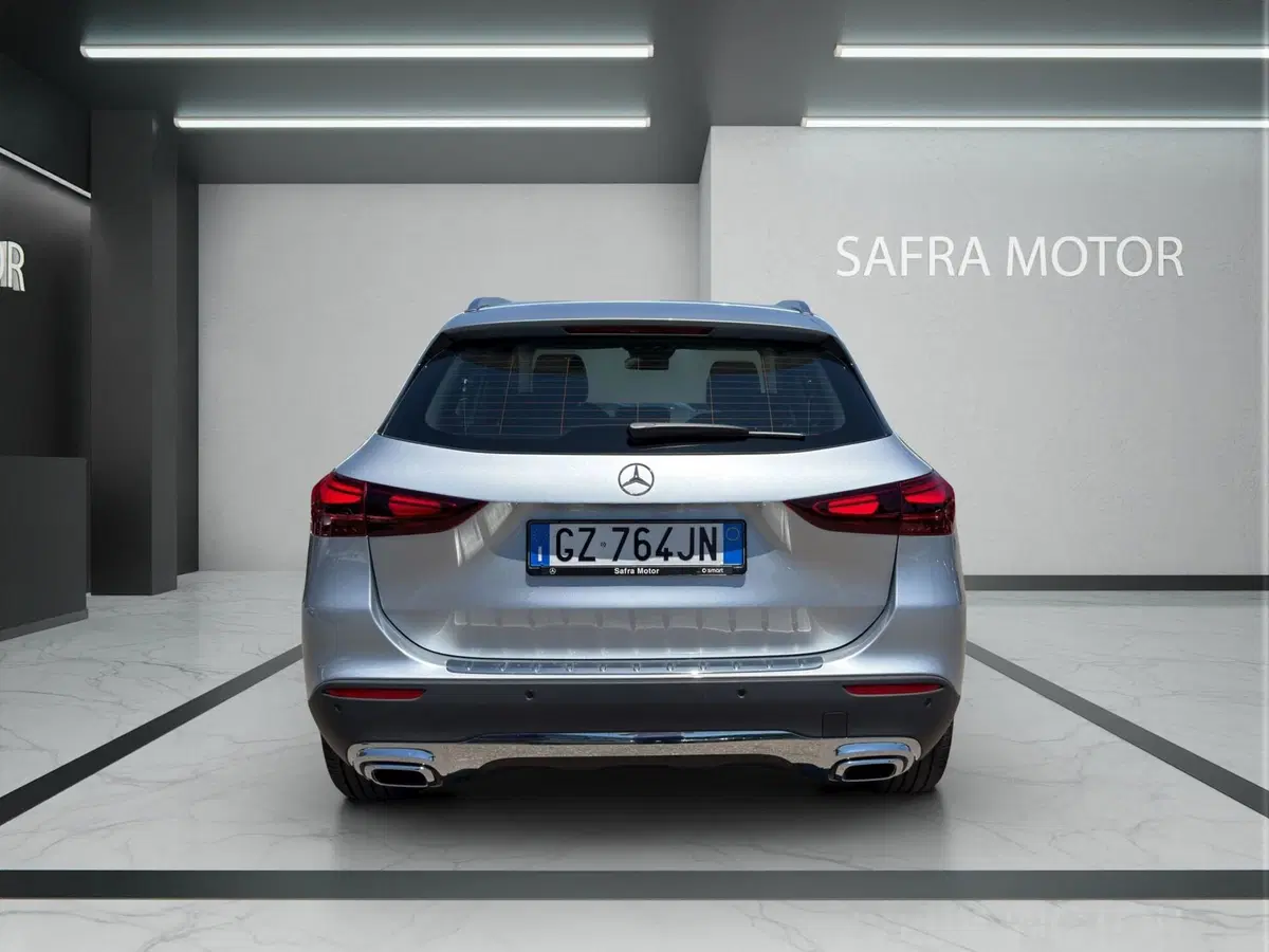 Mercedes-Benz GLA SUV usata a Cosenza (5)