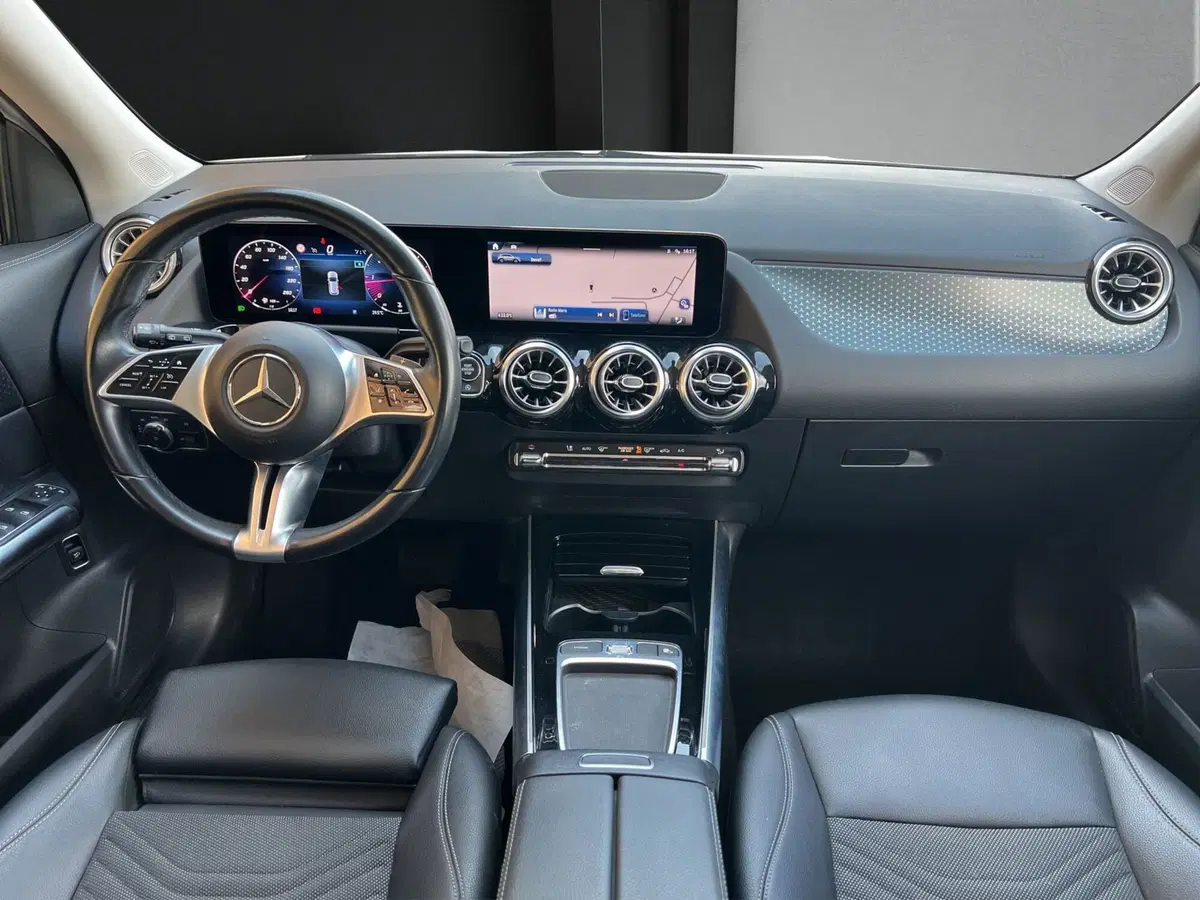 Mercedes-Benz GLA SUV usata a Cosenza (14)