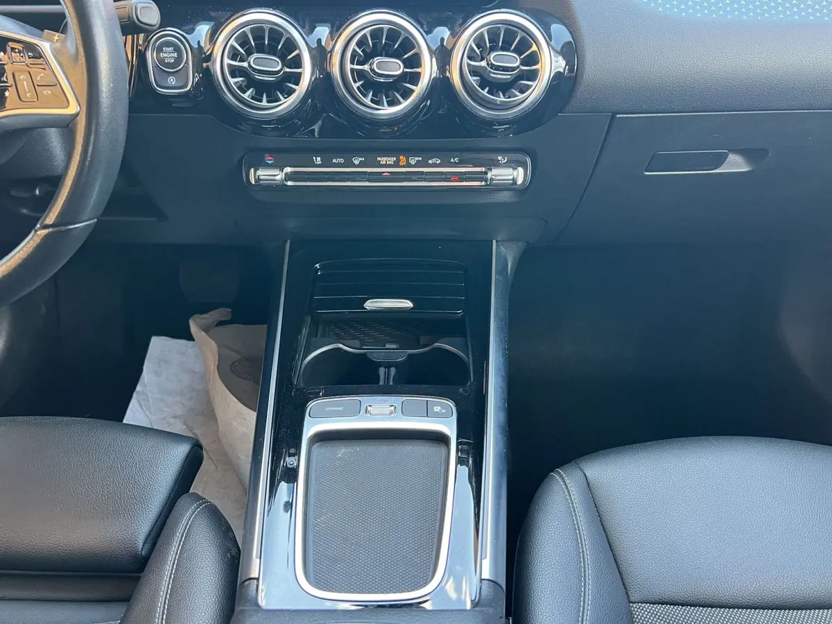 Mercedes-Benz GLA SUV usata a Cosenza (15)