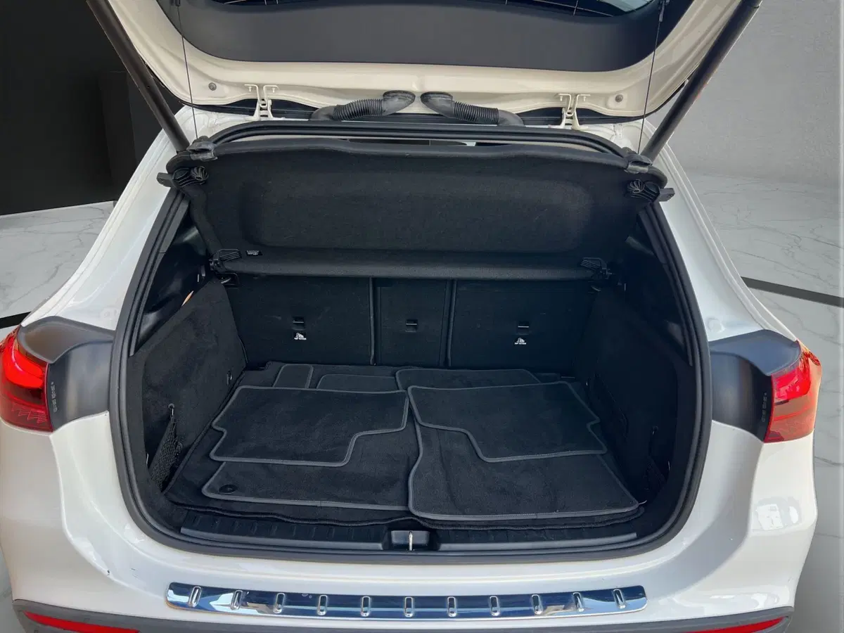 Mercedes-Benz GLA SUV usata a Cosenza (20)