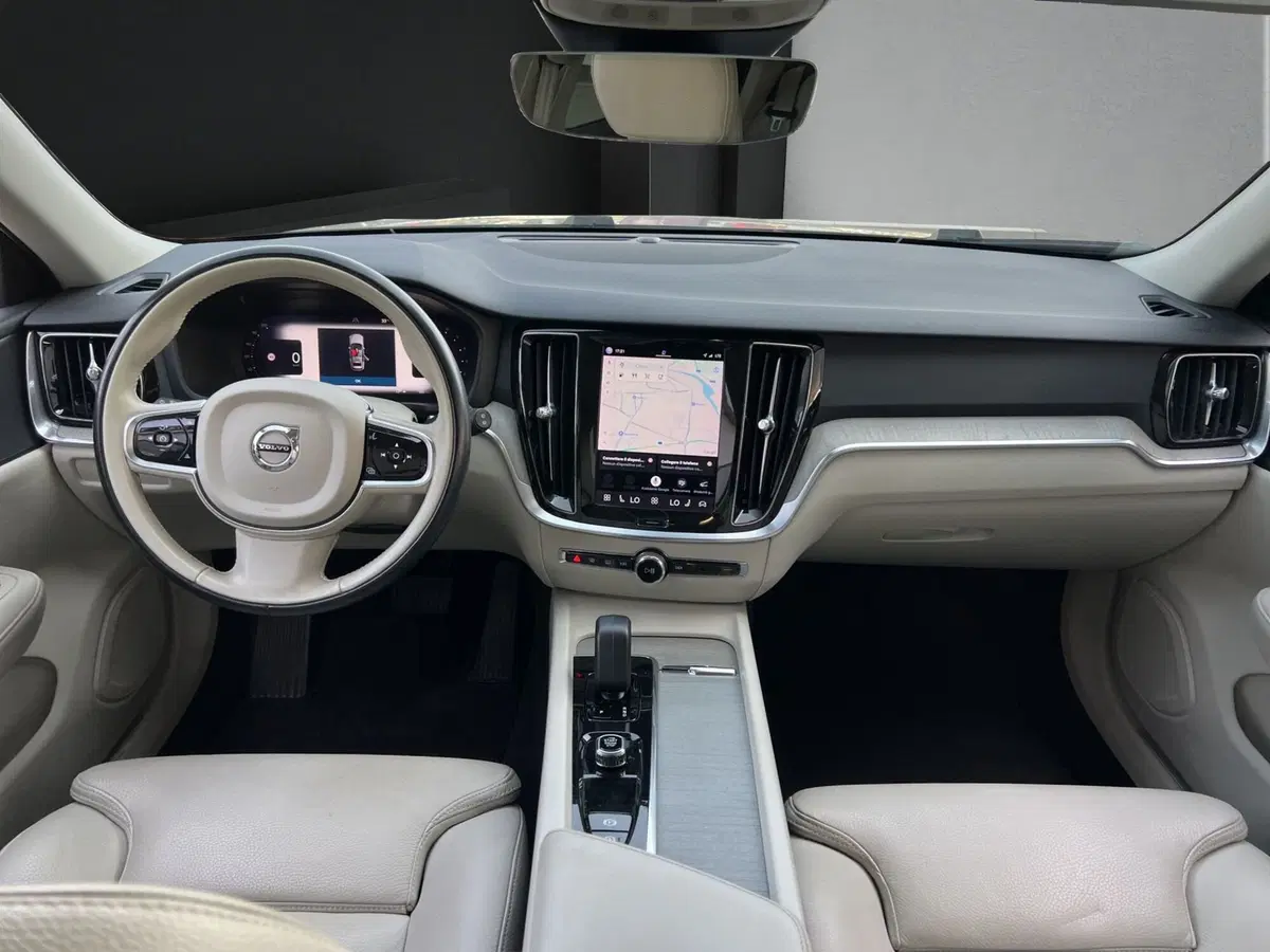 Volvo V60 Cross Country usata a Cosenza (14)