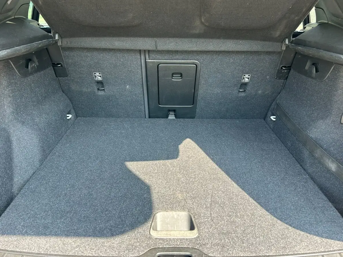 Volvo XC40 usata a Como (11)