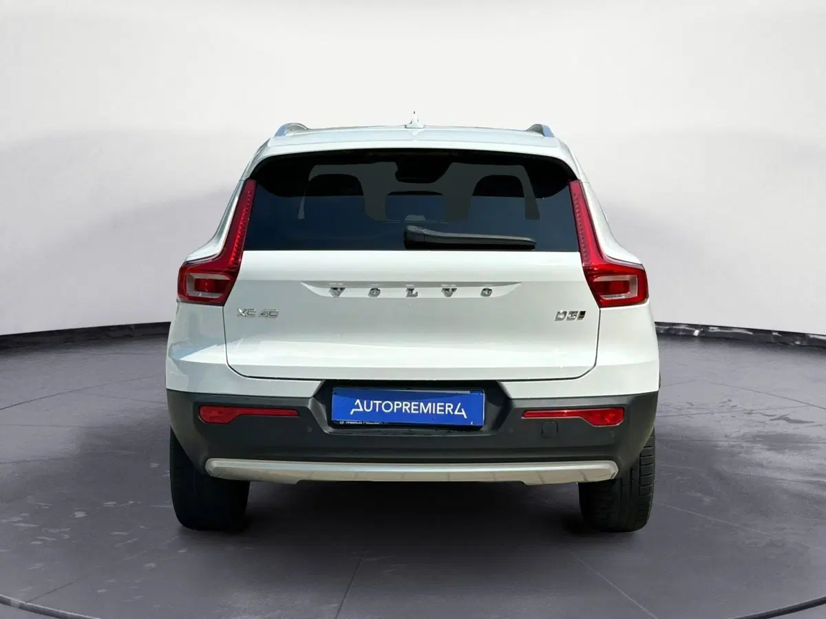 Volvo XC40 usata a Como (5)