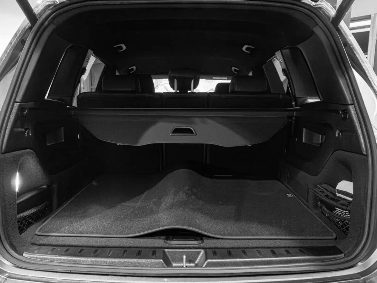 Mercedes-Benz GLB nuova a Ancona (9)