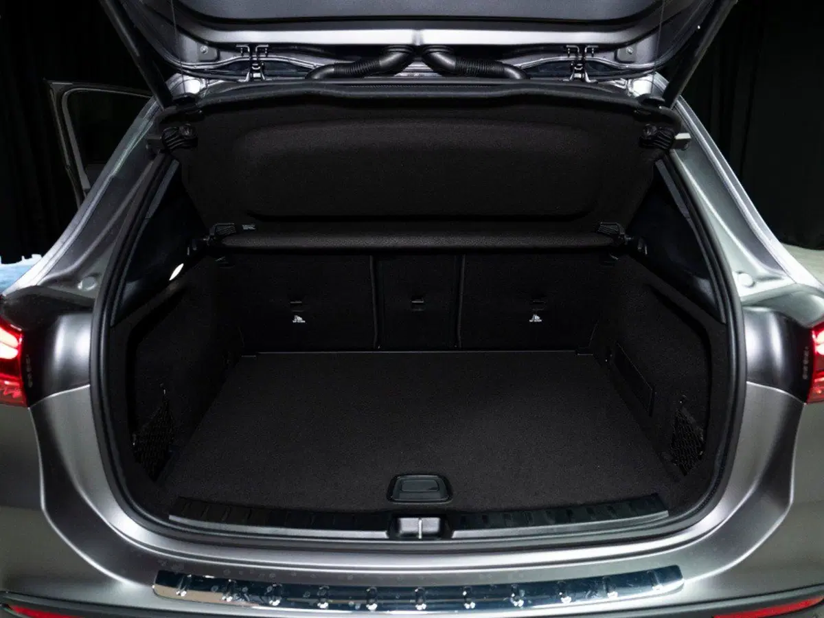 Mercedes-Benz GLA SUV nuova a Ancona (19)