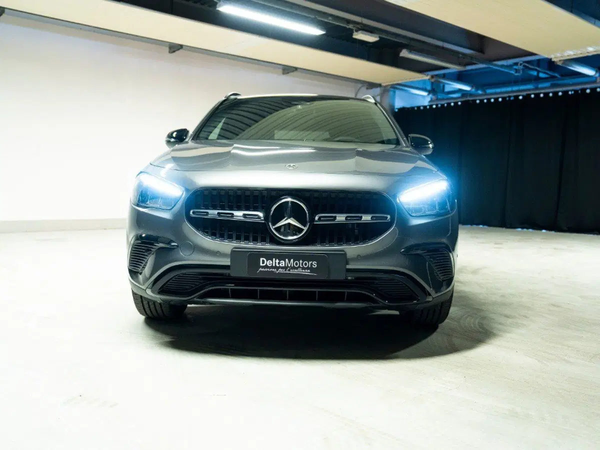 Mercedes-Benz GLA SUV nuova a Ancona (6)