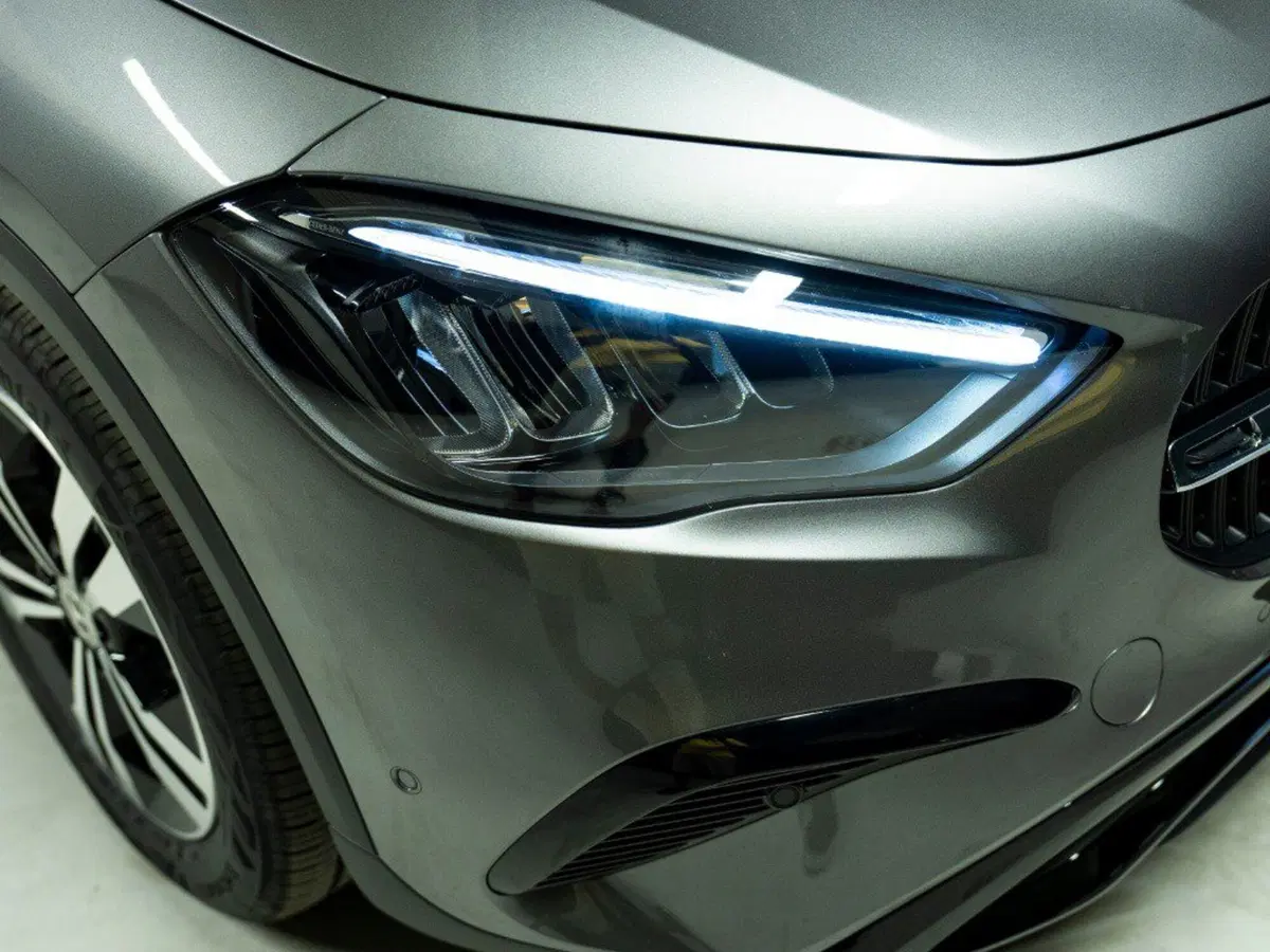 Mercedes-Benz GLA SUV nuova a Ancona (7)