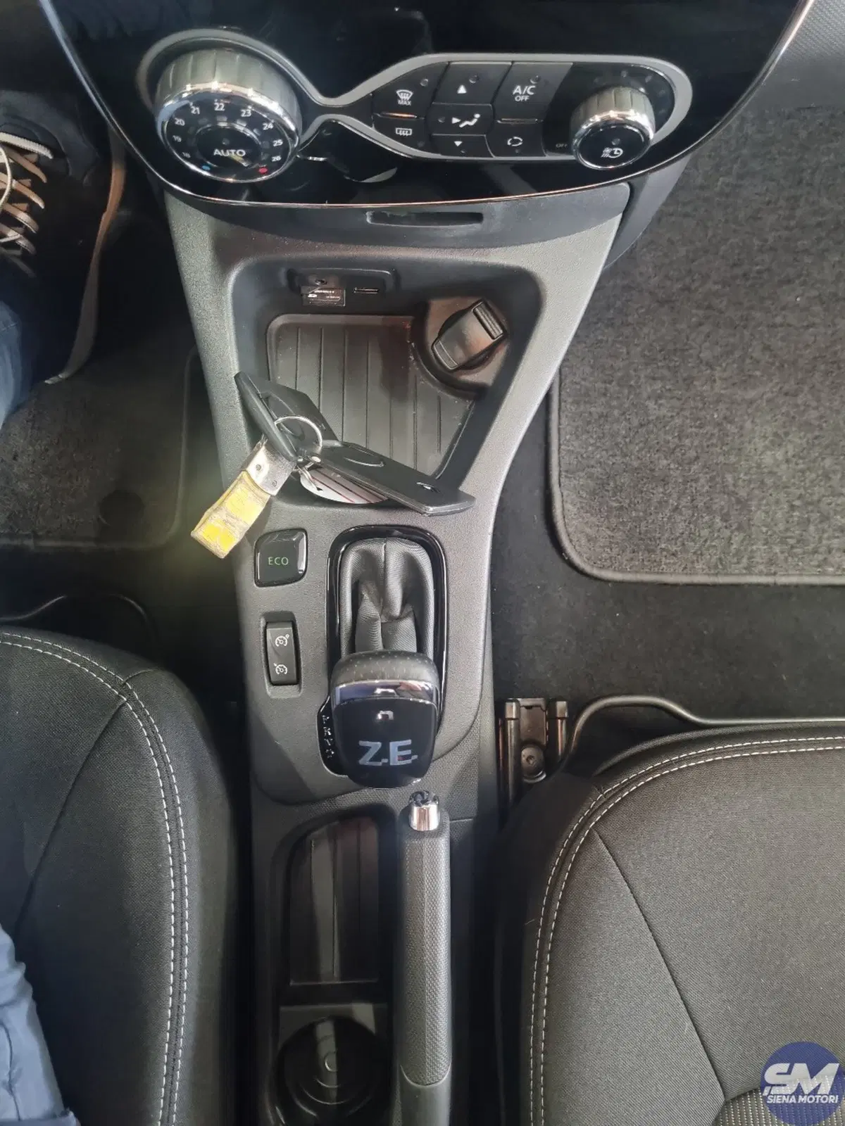 Renault Zoe usata a Siena (14)