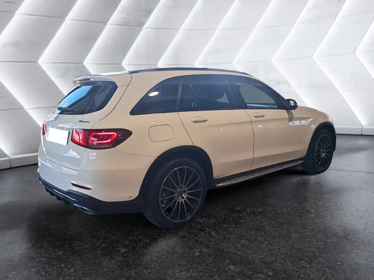 Mercedes-Benz GLC SUV usata a Salerno (5)