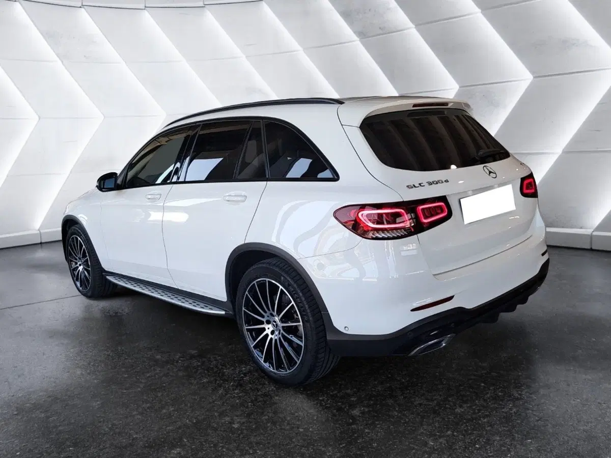 Mercedes-Benz GLC SUV usata a Salerno (6)