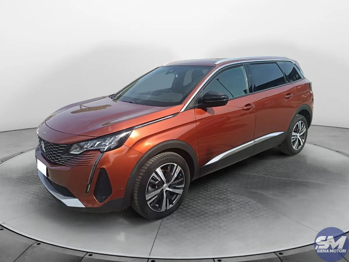 Peugeot 5008 usata a Siena