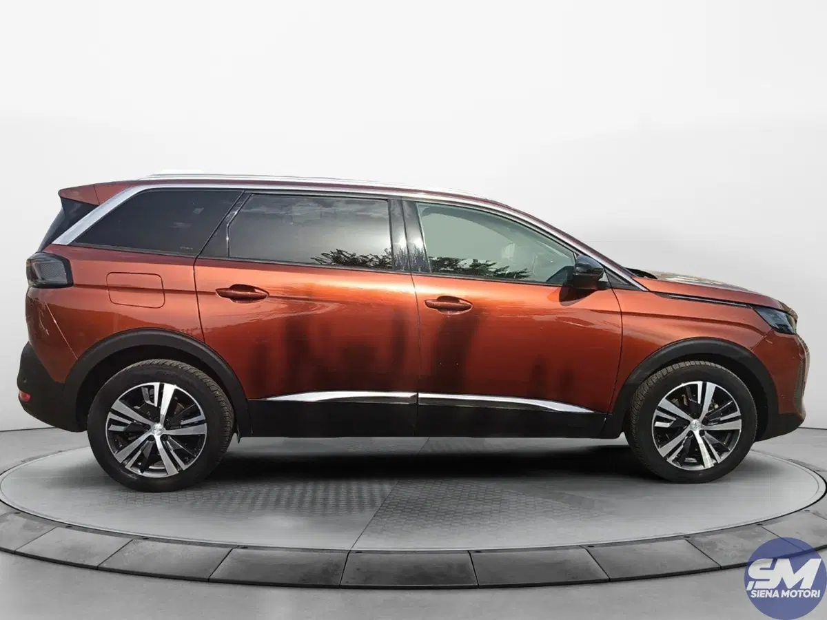 Peugeot 5008 usata a Siena (4)
