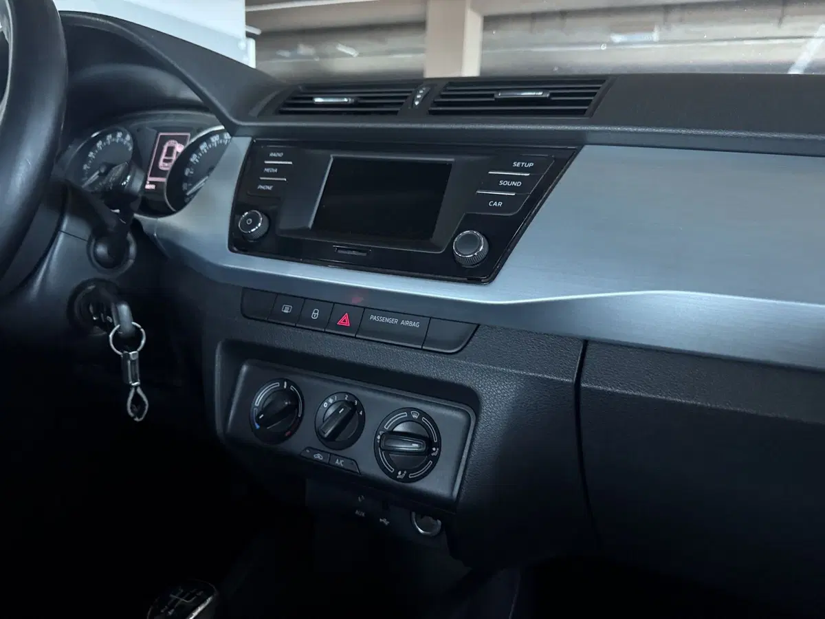 Skoda Fabia usata a Messina (12)