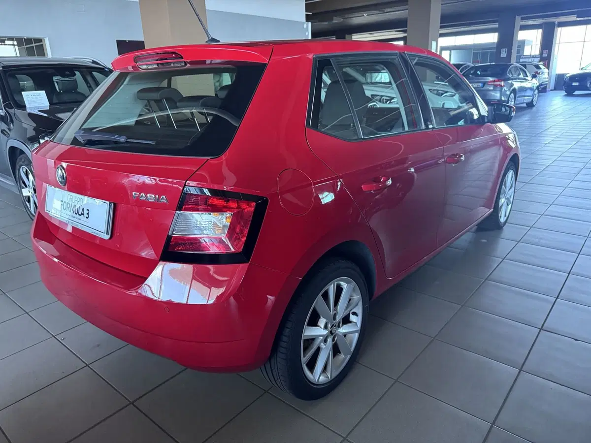 Skoda Fabia usata a Messina (3)