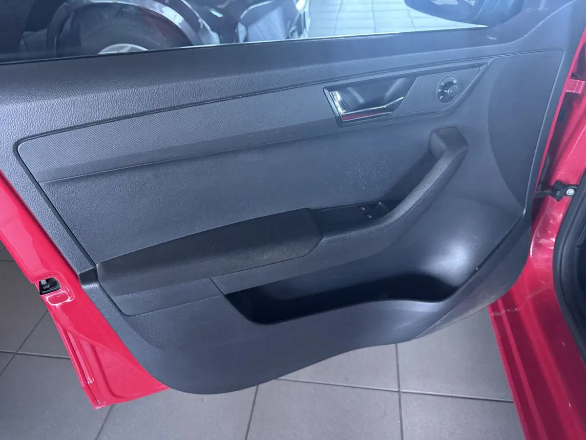 Skoda Fabia usata a Messina (6)