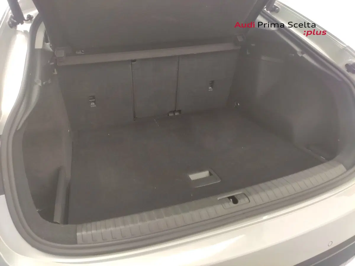 Audi Q3 Sportback usata a Avellino (11)
