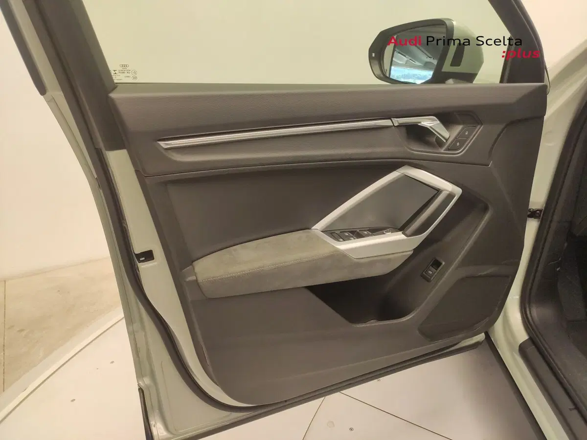 Audi Q3 Sportback usata a Avellino (14)