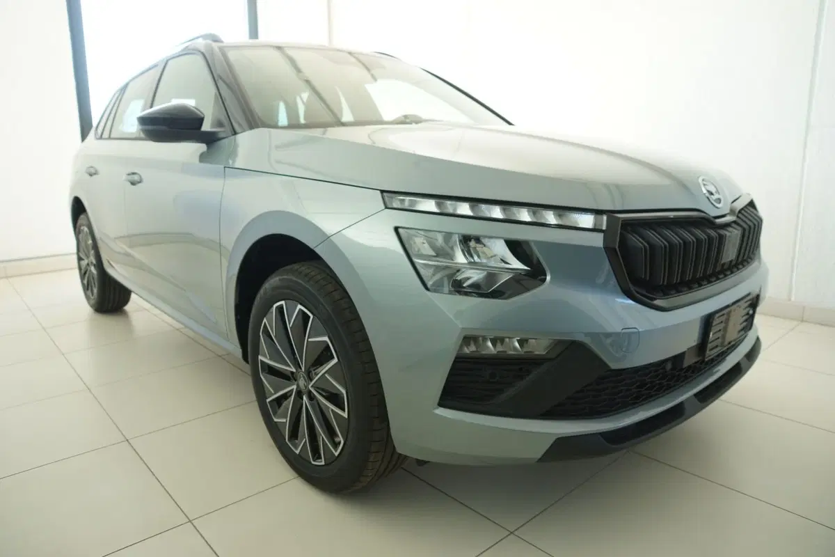 Skoda Kamiq nuova a Torino (2)