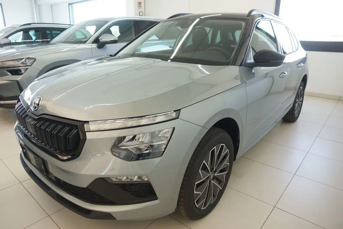 Skoda Kamiq nuova a Torino (7)