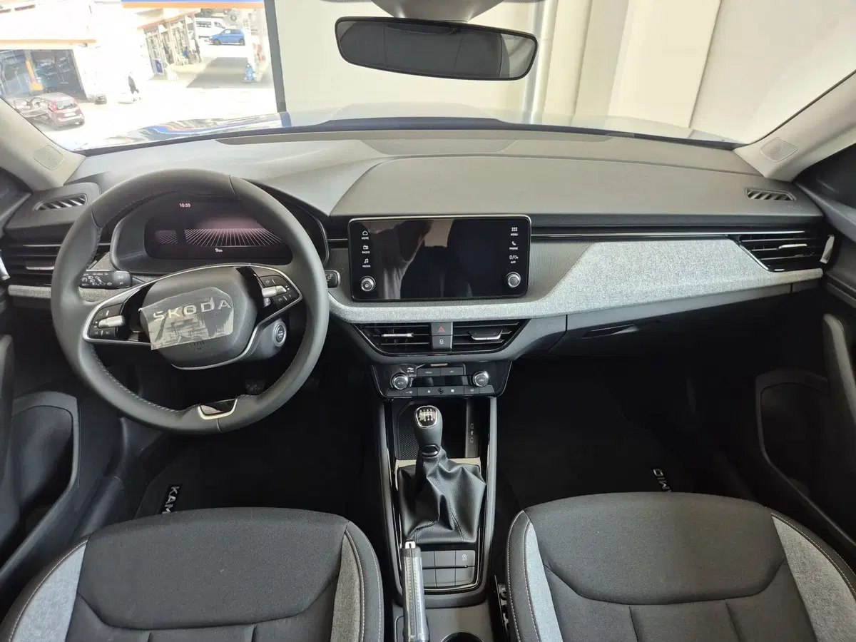 Skoda Kamiq nuova a Torino (19)