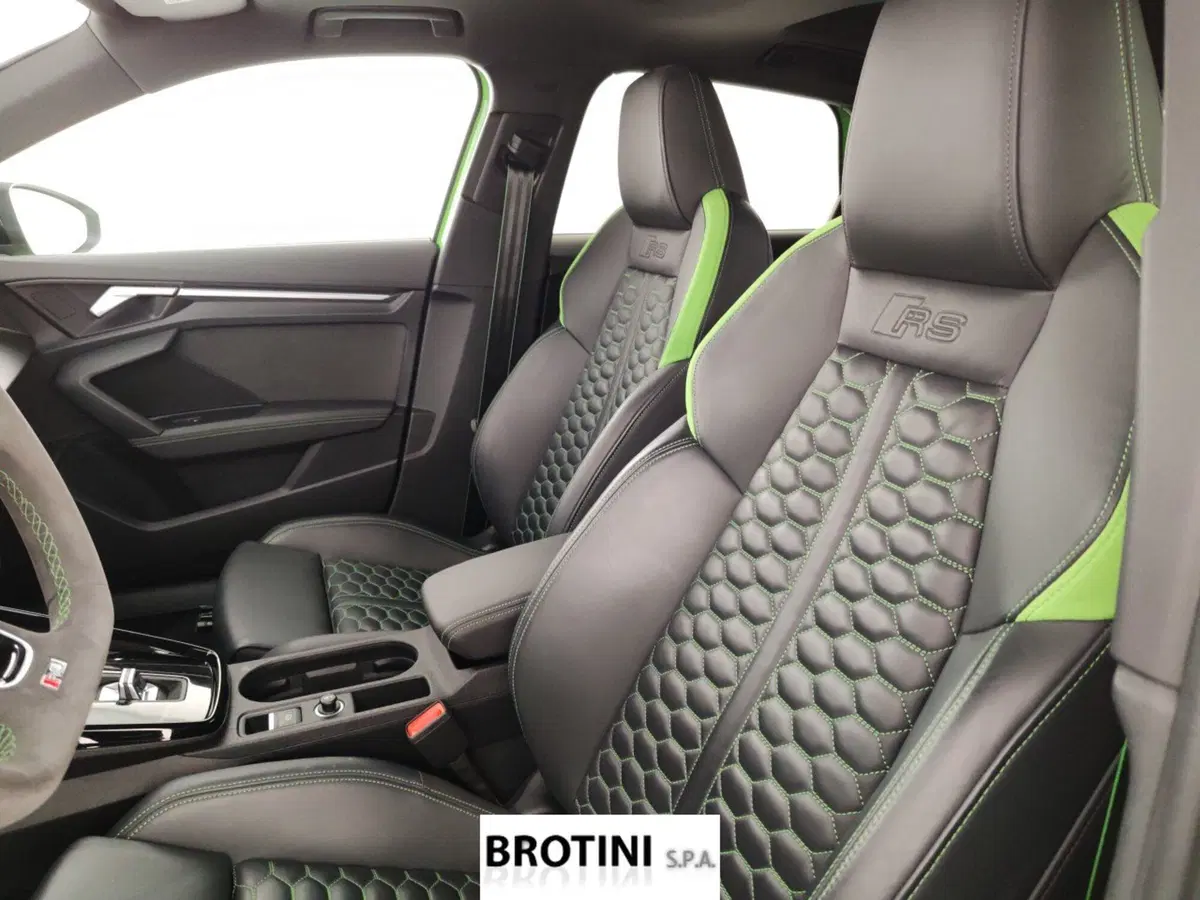 Audi RS 3 Sportback usata a Massa-Carrara (9)