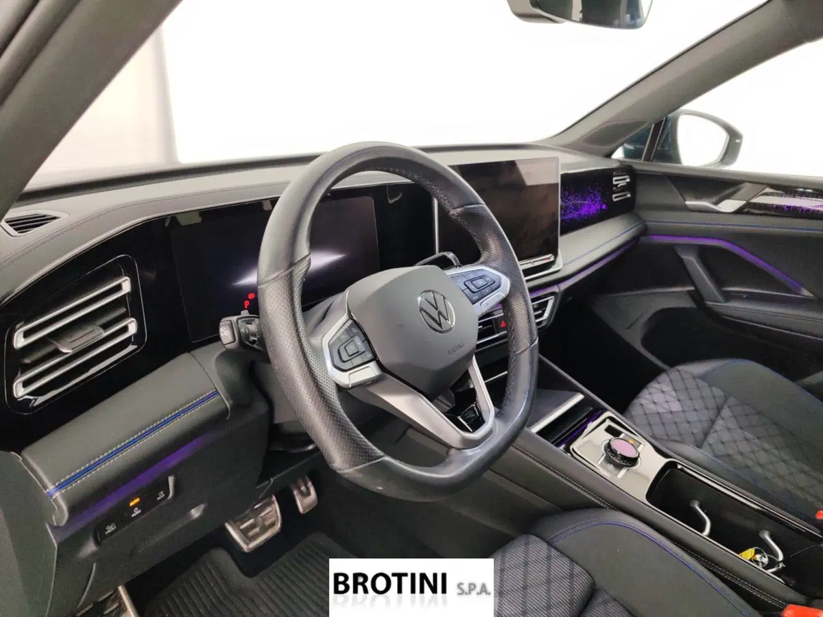 Volkswagen Tiguan usata a Massa-Carrara (8)