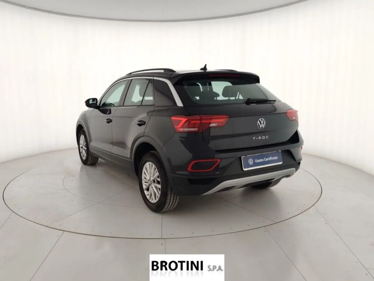 Volkswagen T-Roc usata a Massa-Carrara (2)