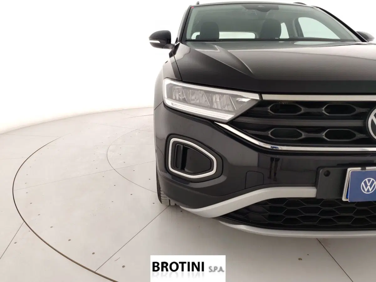 Volkswagen T-Roc usata a Massa-Carrara (5)