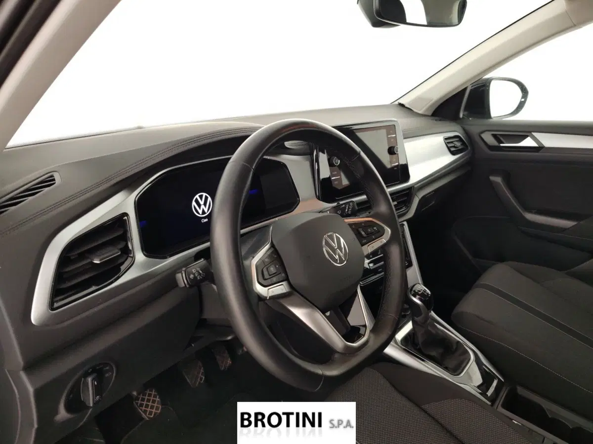 Volkswagen T-Roc usata a Massa-Carrara (8)