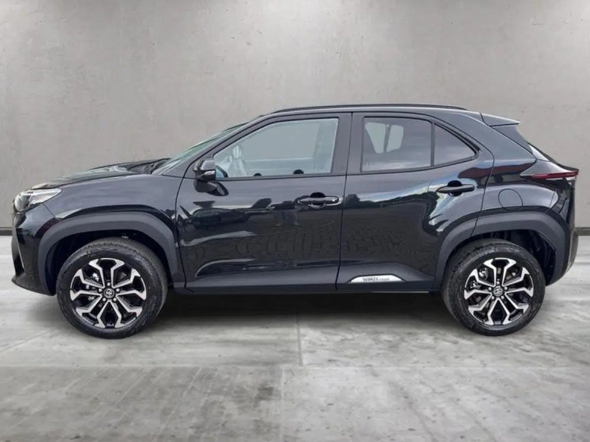 Toyota Yaris Cross nuova a Perugia (2)