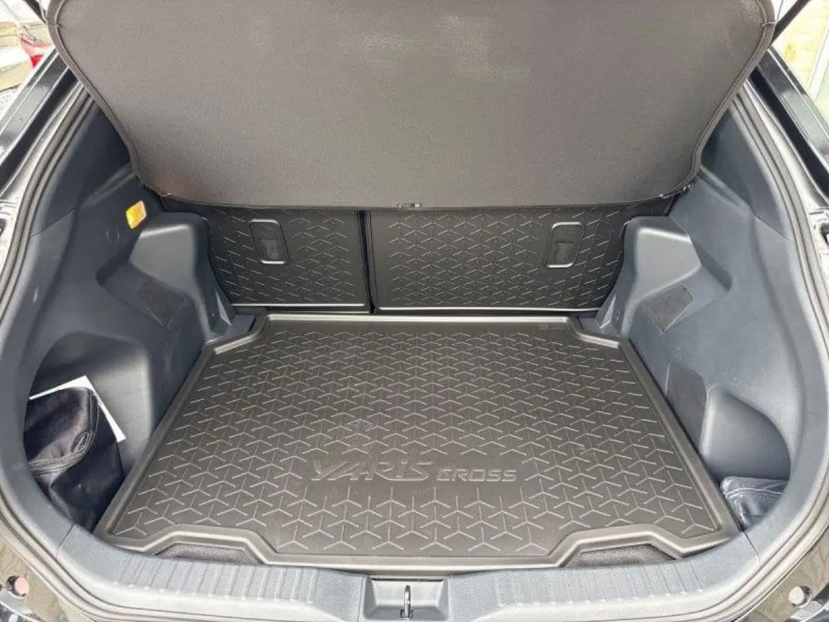 Toyota Yaris Cross nuova a Perugia (5)