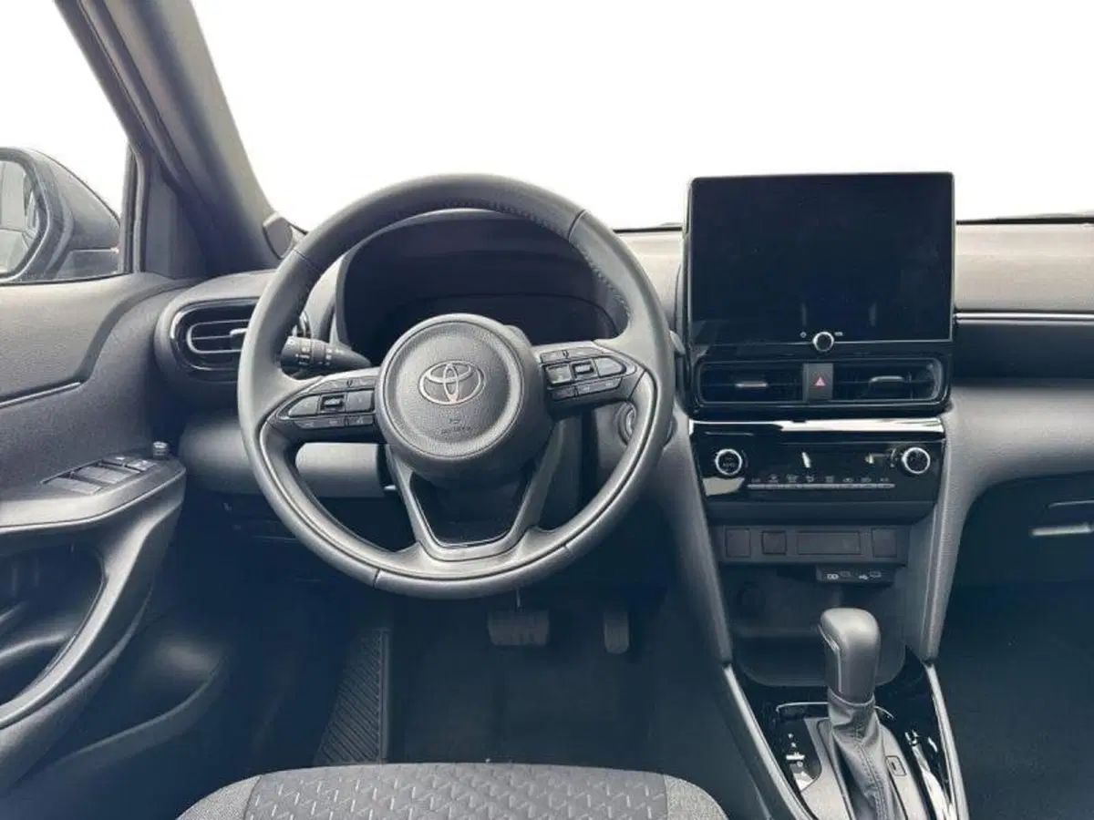 Toyota Yaris Cross nuova a Perugia (7)