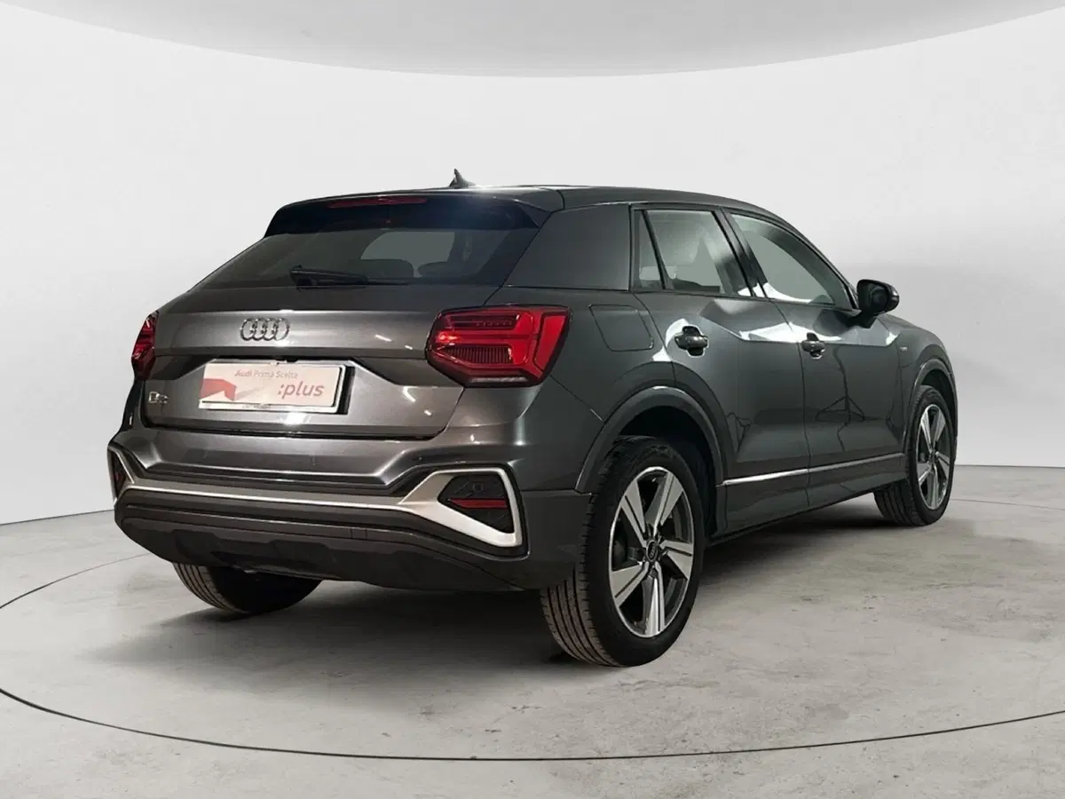 Audi Q2 usata a Napoli (4)