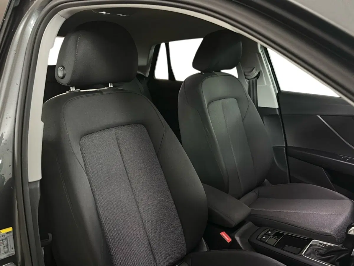 Audi Q2 usata a Napoli (9)