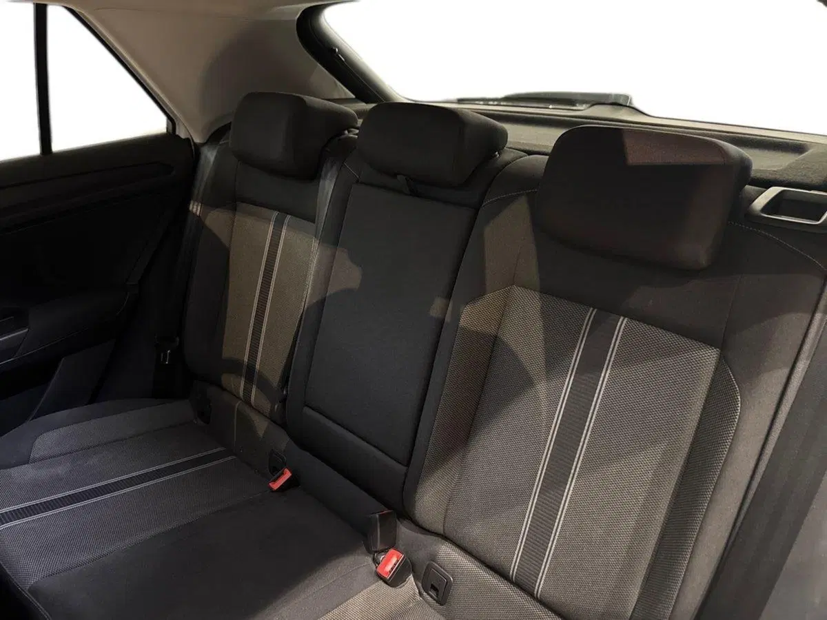 Volkswagen T-Roc usata a Prato (12)