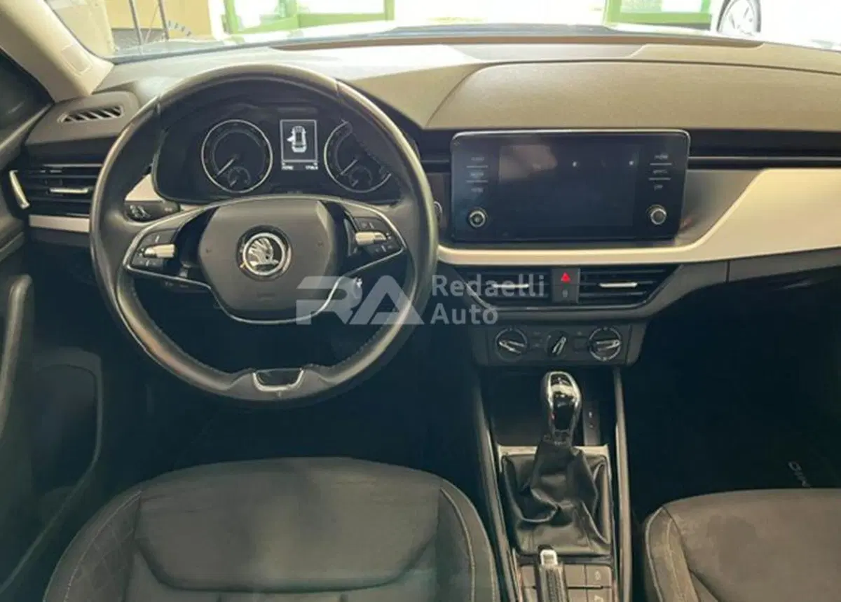 Skoda Kamiq usata a Lecco (8)