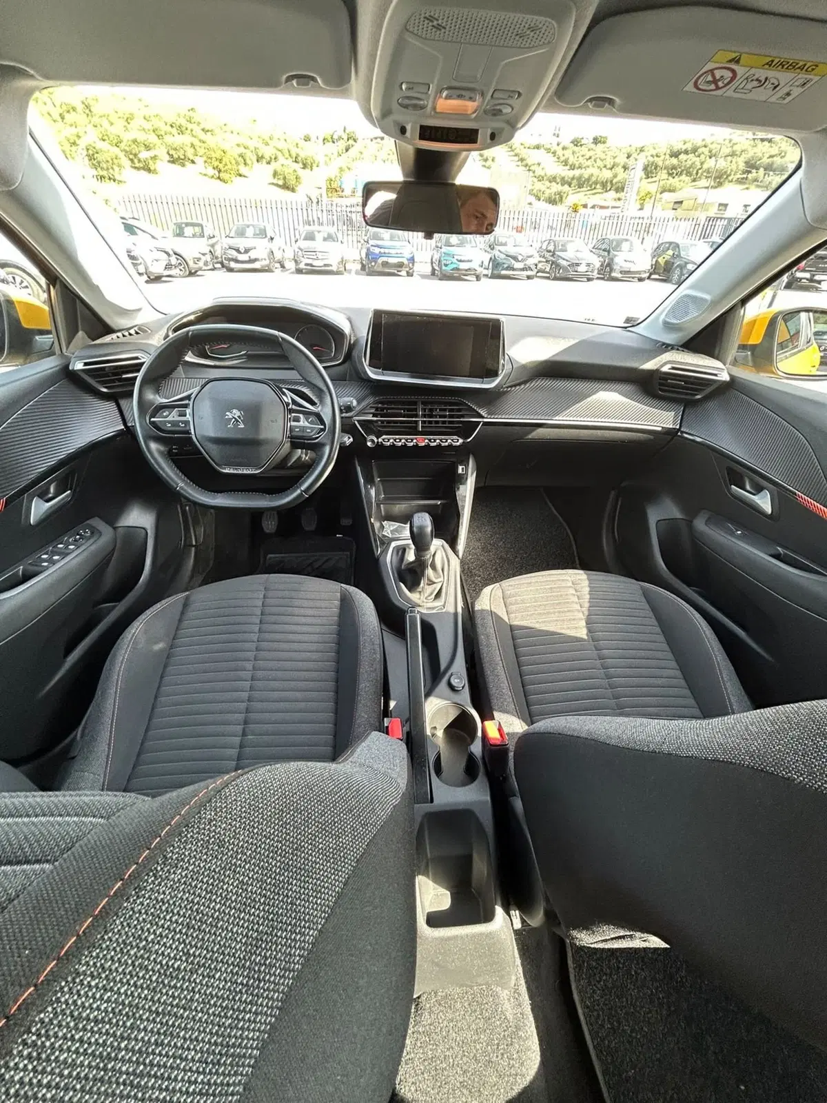 Peugeot 208 usata a Roma (7)