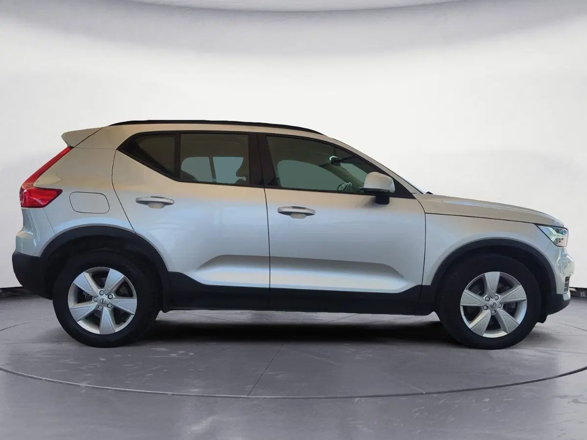 Volvo XC40 usata a Firenze (10)