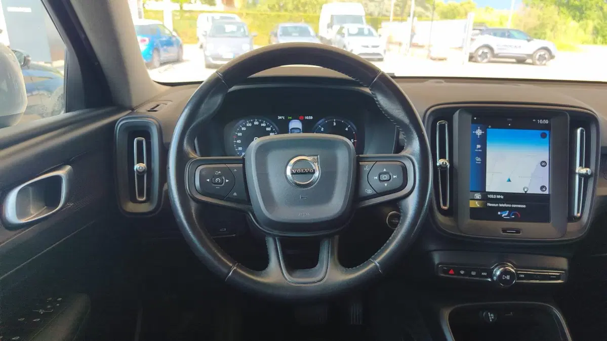 Volvo XC40 usata a Firenze (15)