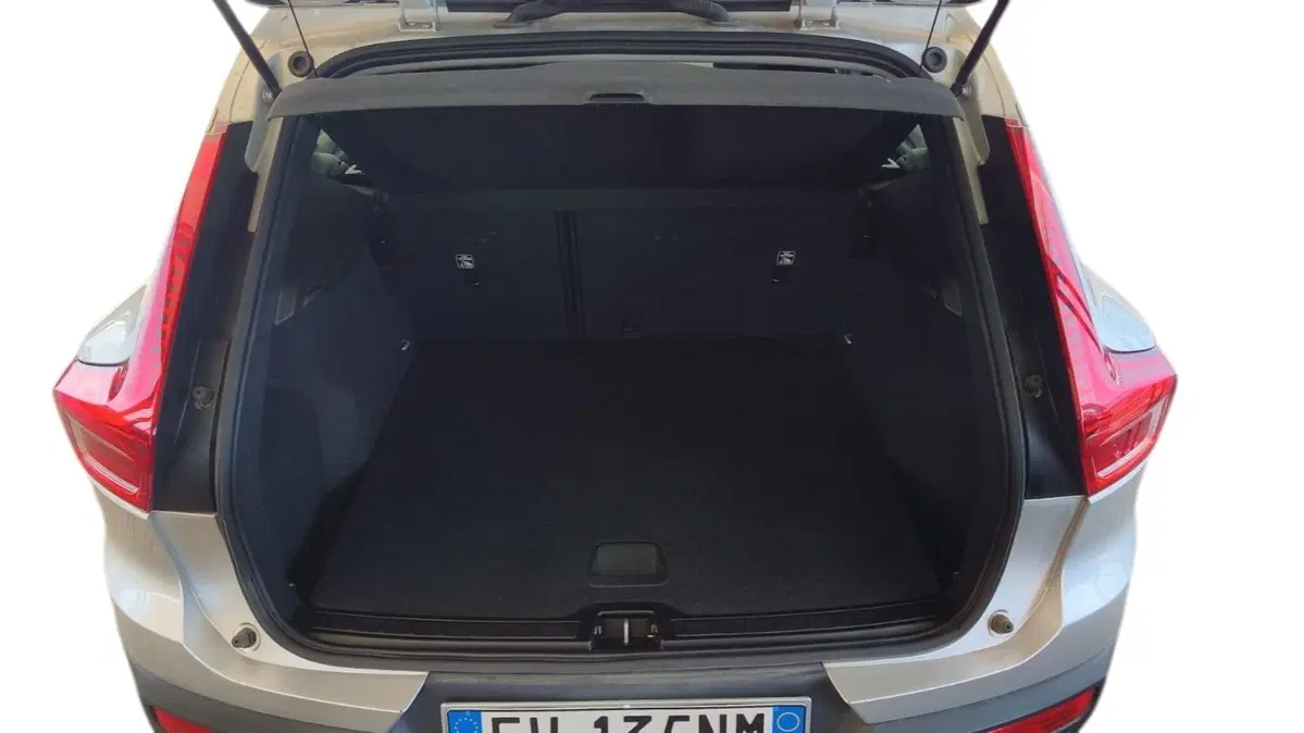 Volvo XC40 usata a Firenze (8)