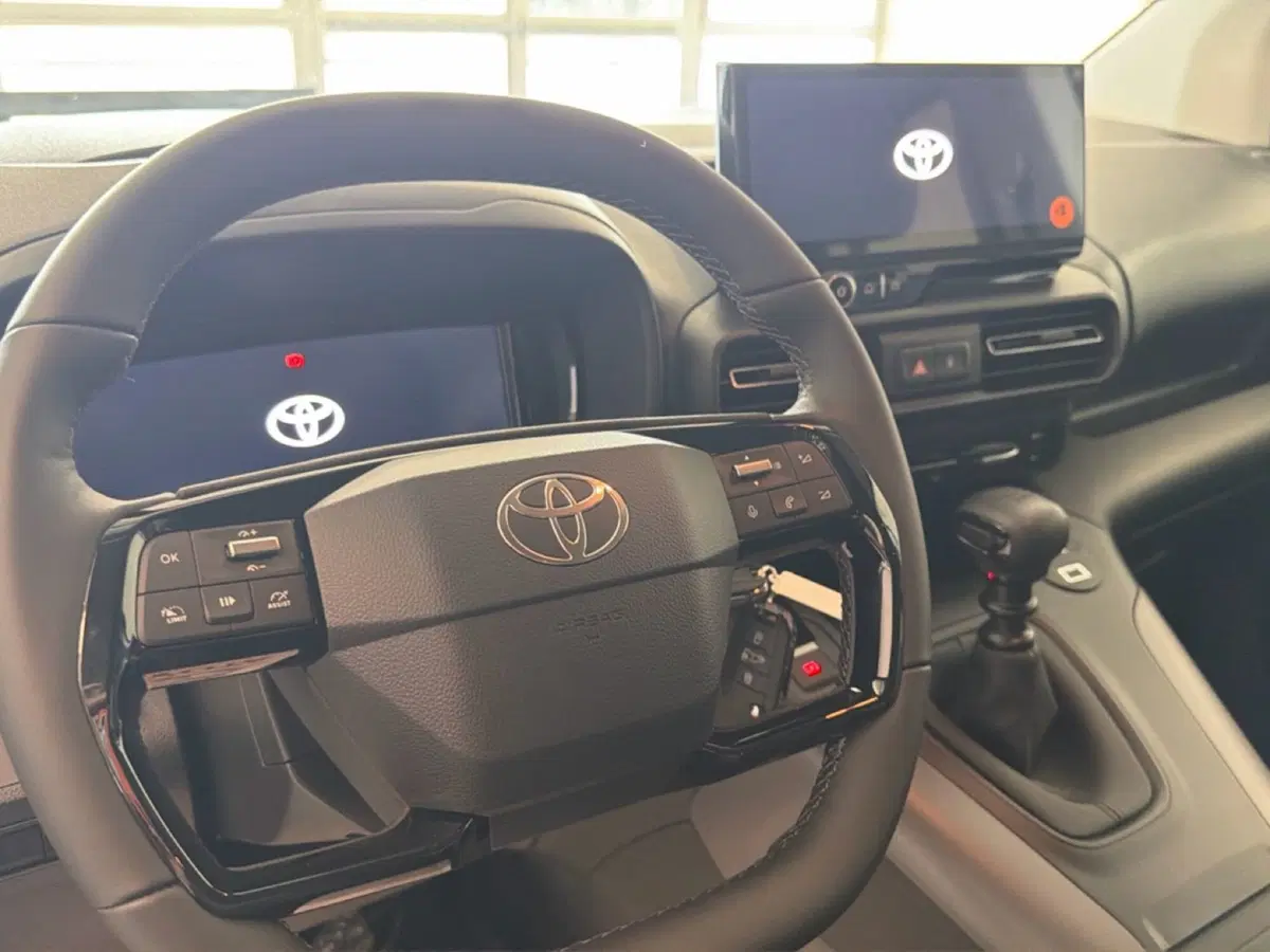 Toyota Proace City Verso nuova a Vicenza (15)