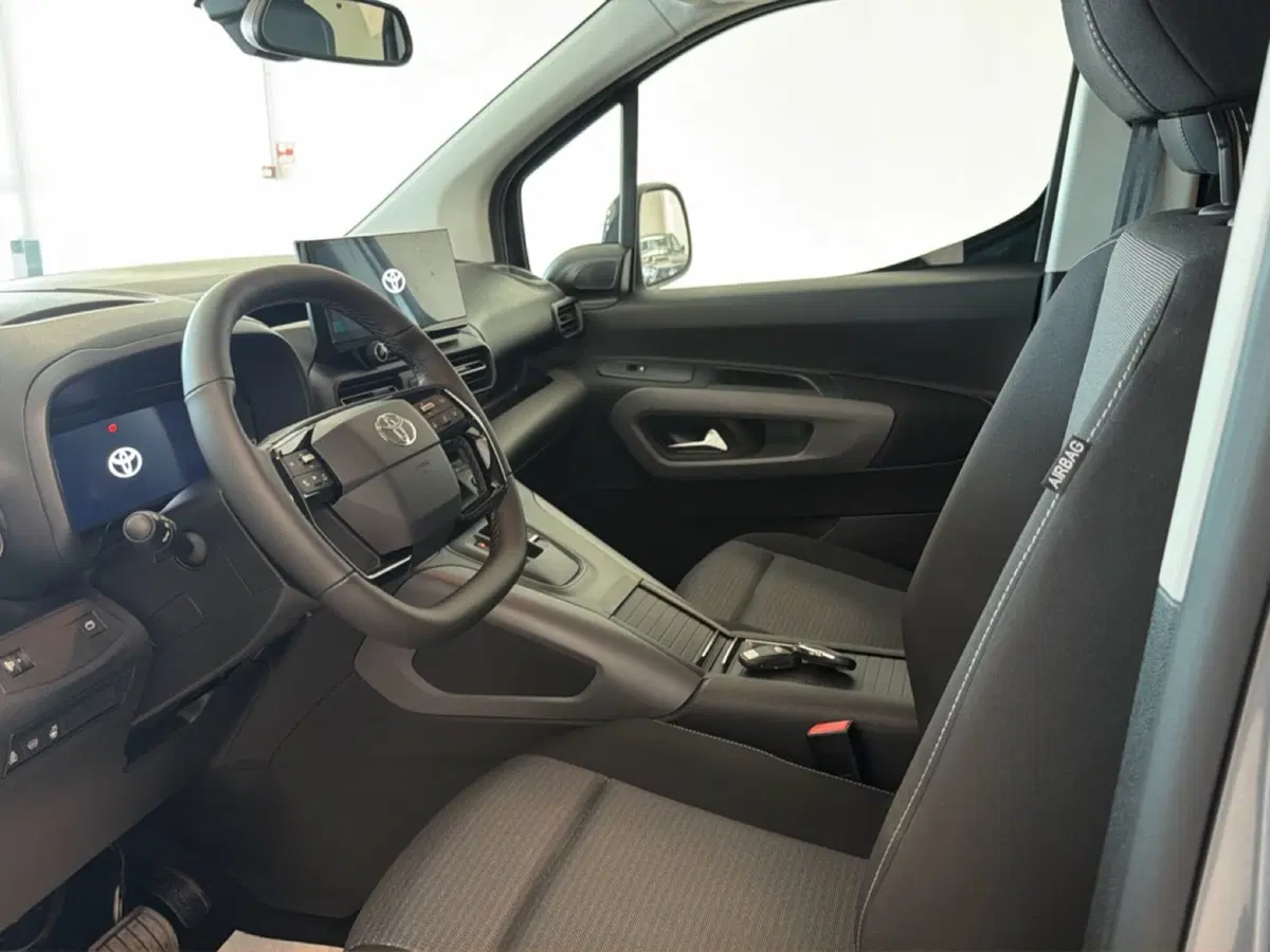 Toyota Proace City Verso nuova a Vicenza (11)