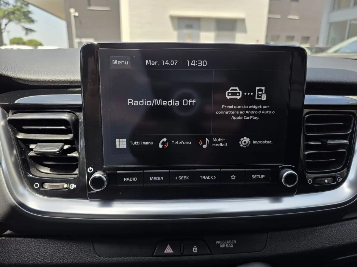 Kia Stonic usata a Rimini (13)