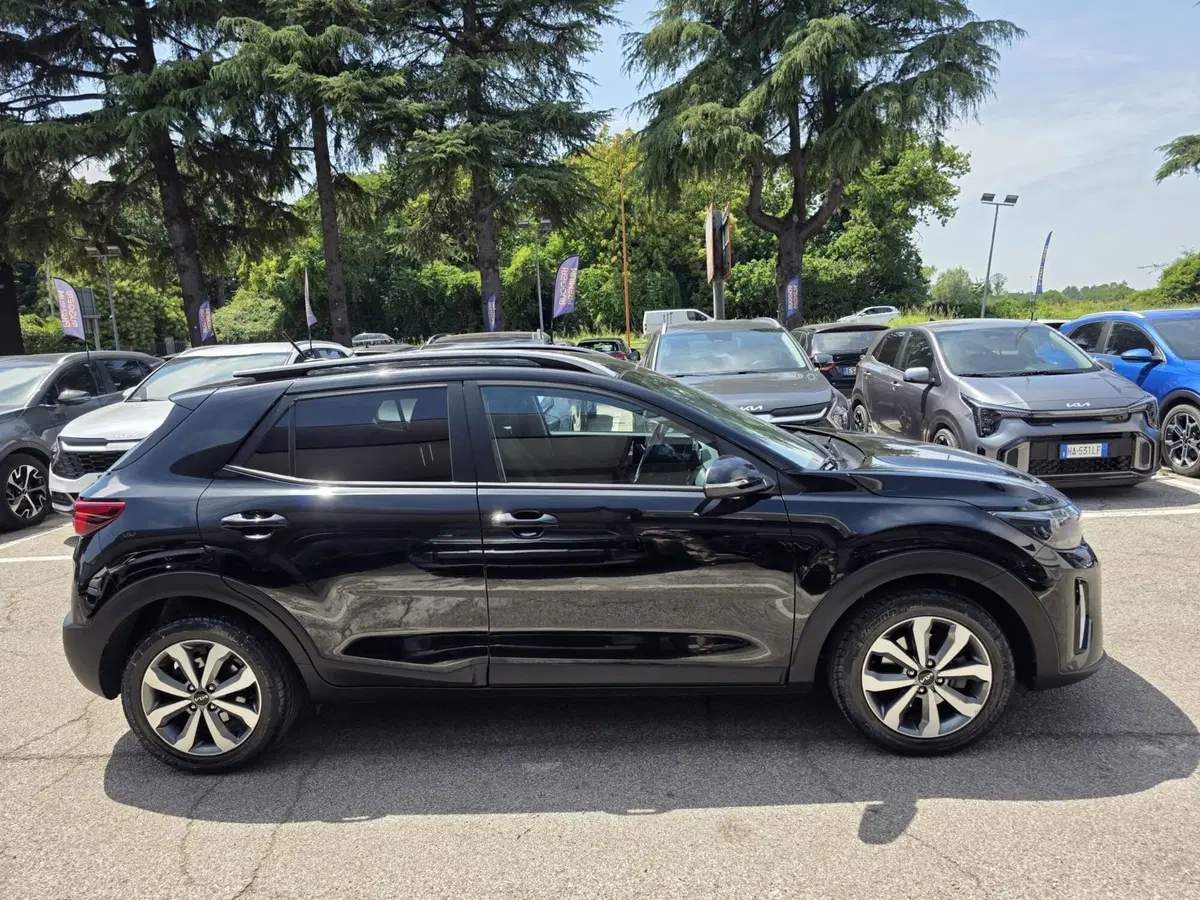 Kia Stonic usata a Rimini (4)