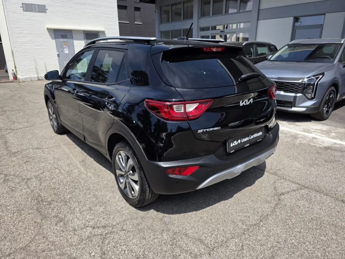 Kia Stonic usata a Rimini (7)