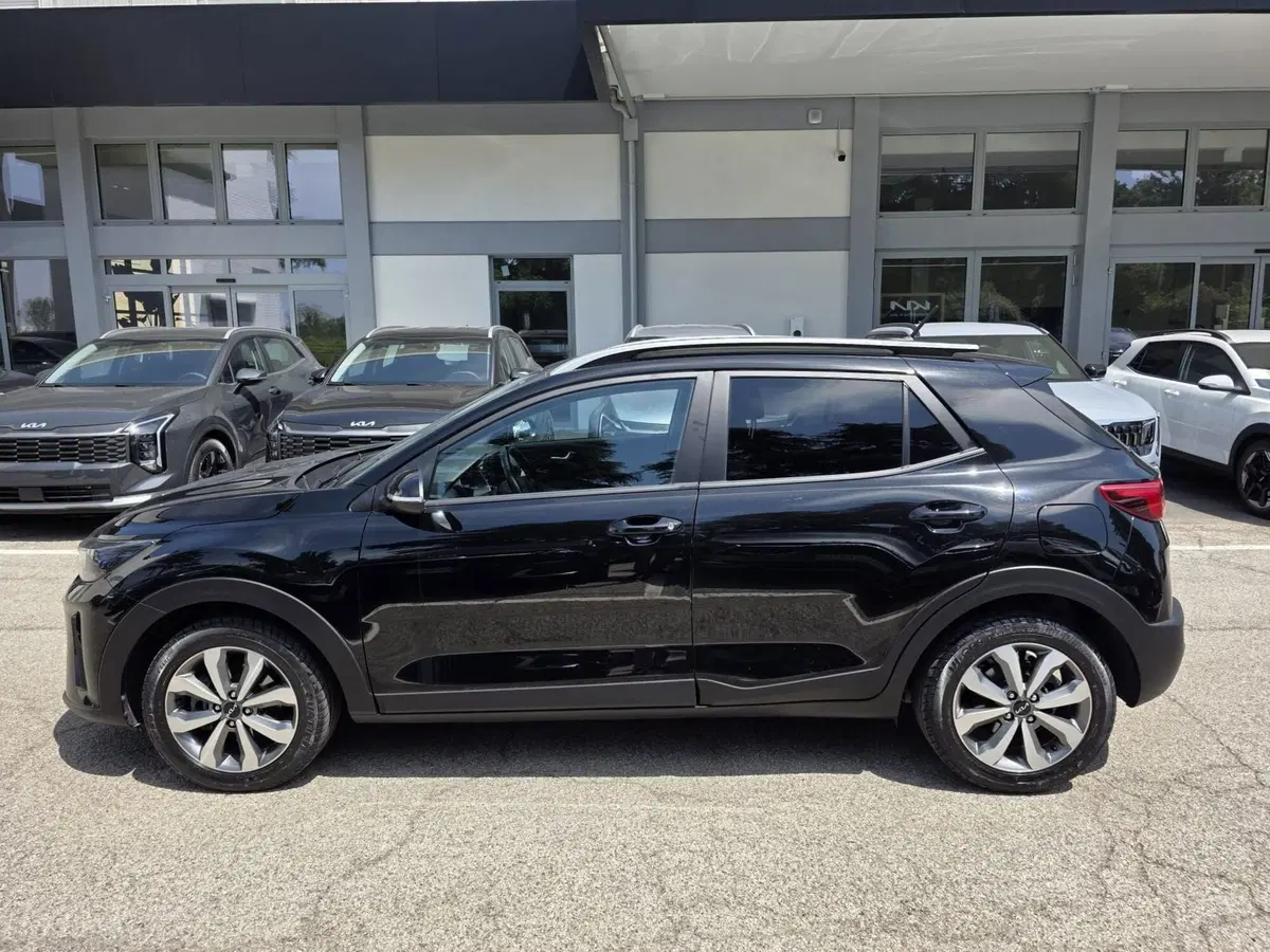 Kia Stonic usata a Rimini (8)
