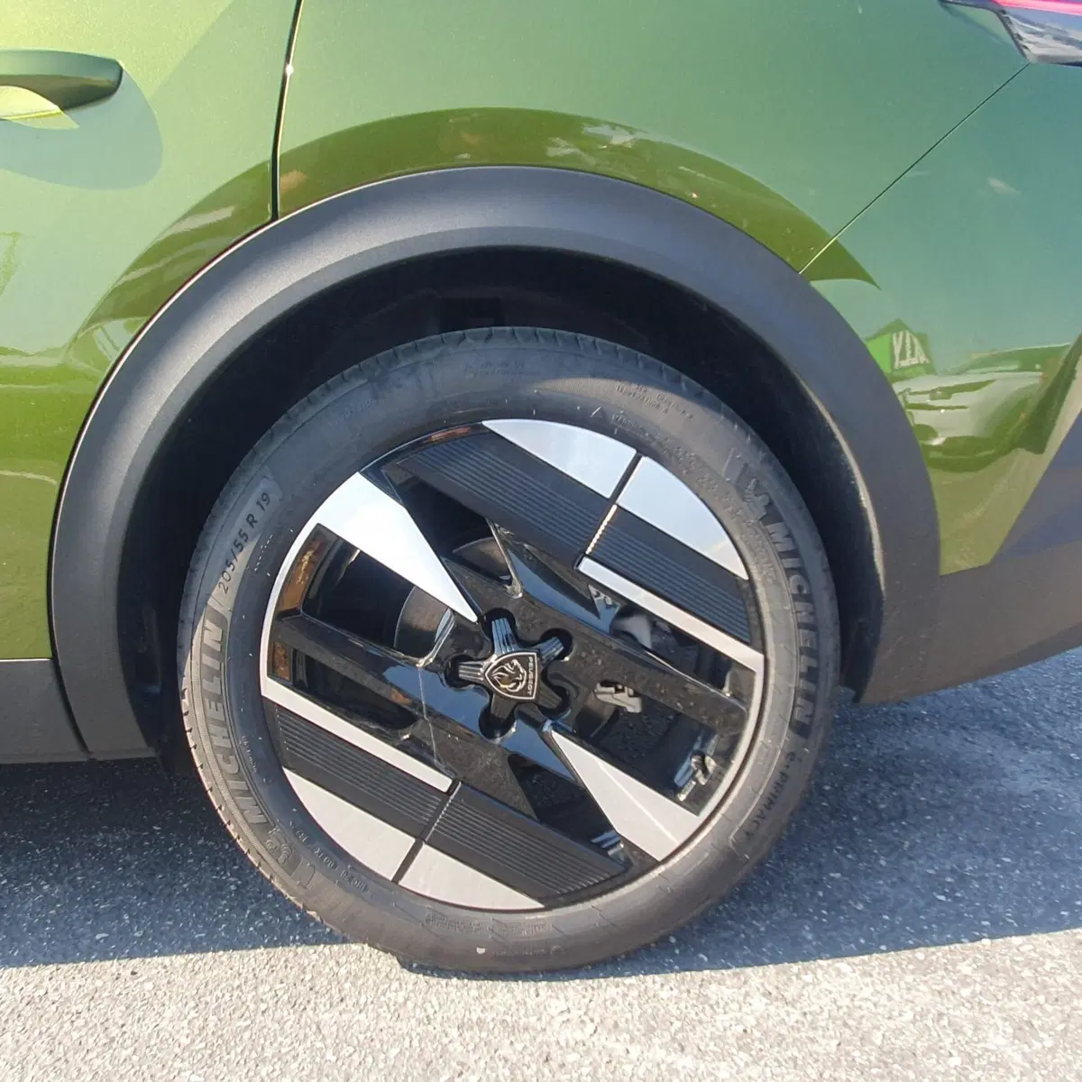 Peugeot 408 usata a Frosinone (5)