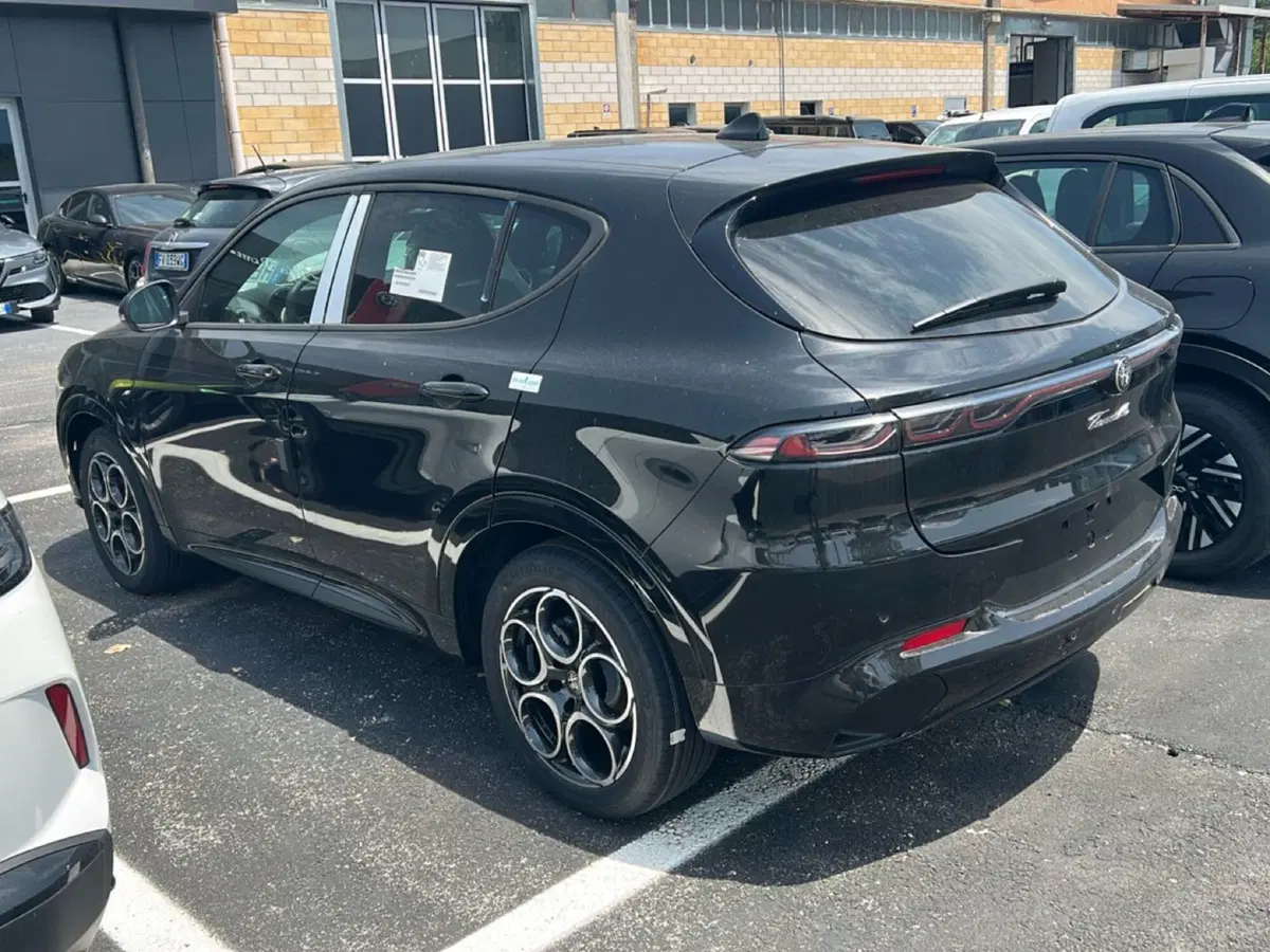 Alfa Romeo Tonale nuova a Frosinone (3)