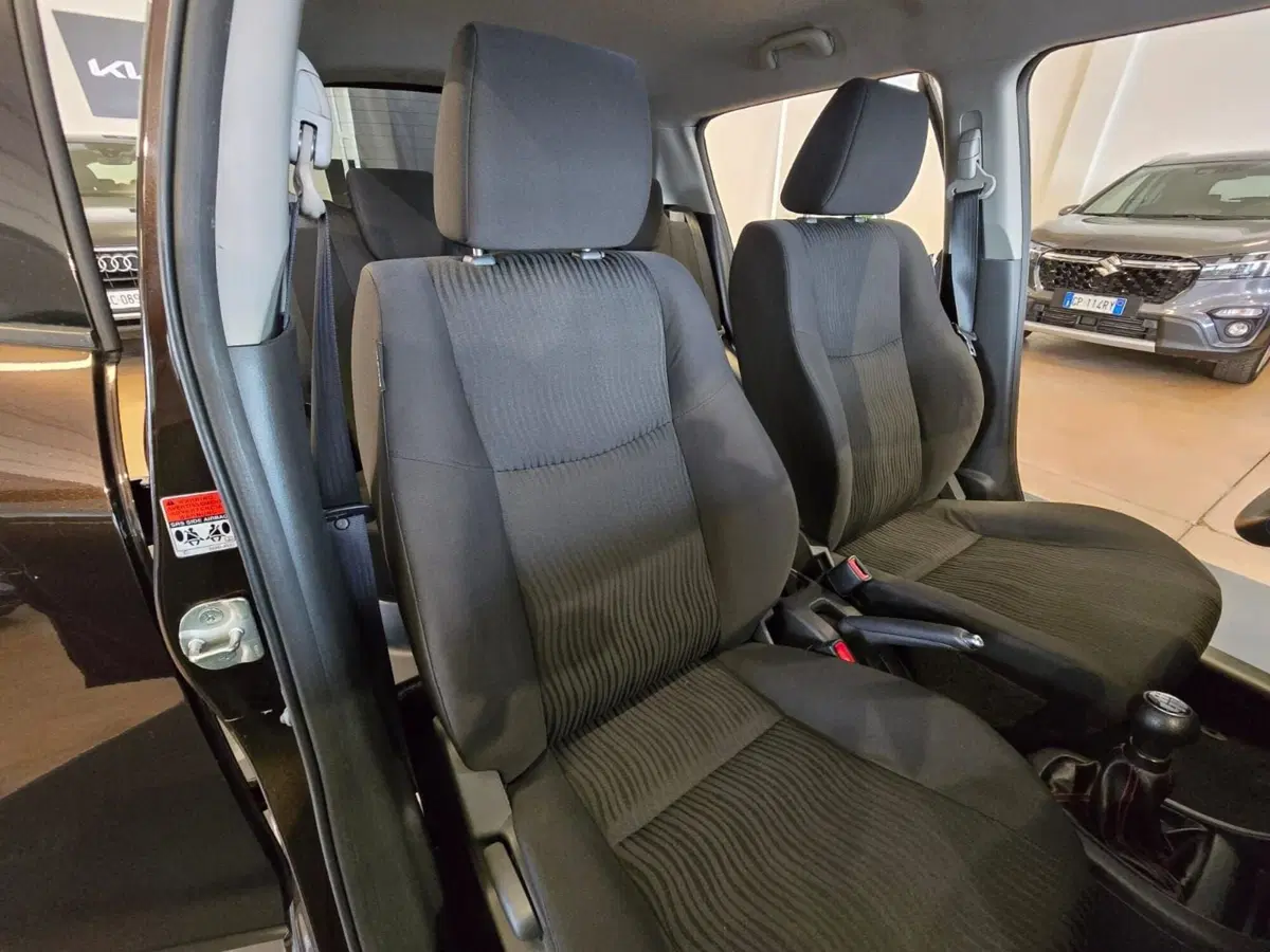 Suzuki Swift usata a Rimini (12)